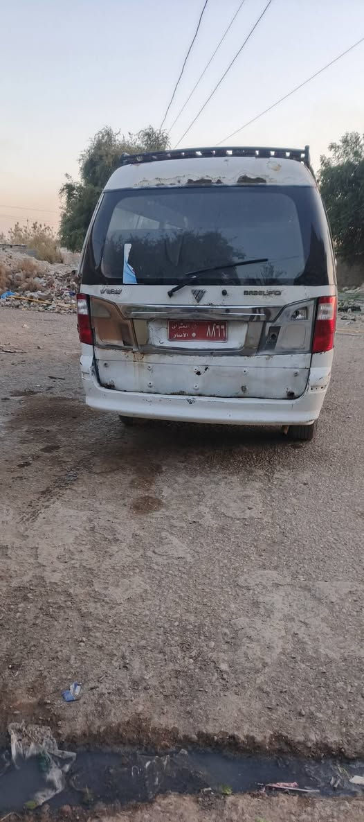 سلام عليكم كيه فتون  مديل ١٢ رقم انبار أحمر صدامي مصفره هيا غرامات عليها مليون وربع صاحبه موجود ماكينه جديده كير جديد اكسنت جديد دواخل نظيف حداديه جديده *********** رقم الاتصال العنوان بغداد زعفرانيه السعر 20
