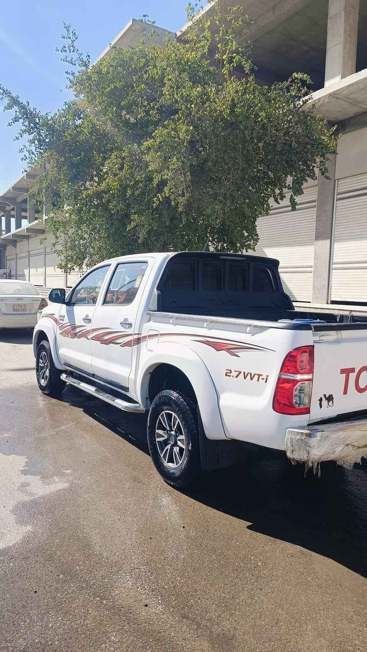 السلام عليكم بيكم هيلوكس مديل 2014مكفوله بيهه بارد بل بدي فقط رقم اربيل انكليزي تريد وكاله تريد مداوره مكينه مامفتوحه على وضع الشركه تخم تاير جديد سياره جاهز الف مذب اعليهه لسعر 220بيهه مجال بصيط
رقم لهاتف ***********
