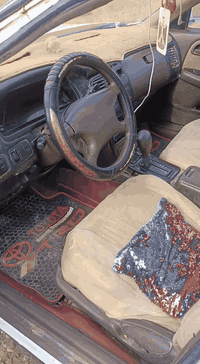 سلام عليكم سياره للبيع كرسته نفخ لون أبيض مكينه وكير جدد تخم تاير جديد حداده جديده تبريد فول فقط بيهه كصه ب القماره كرهبايات كلهه شغاله... السعر 37 وبيه مجال للشراي لاتصال ع رقم شغال /  ***********
