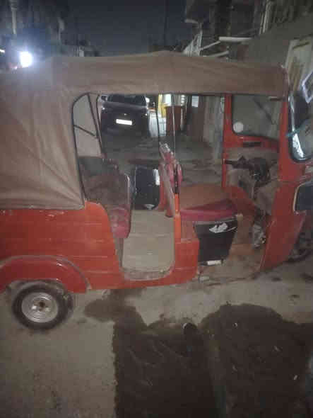 لبيع تكتك 2017 اوراق سكنر مكينه حلوة 20 السعر مليونين 200000 بغداد الحريه. رقمي *********** او ***********
