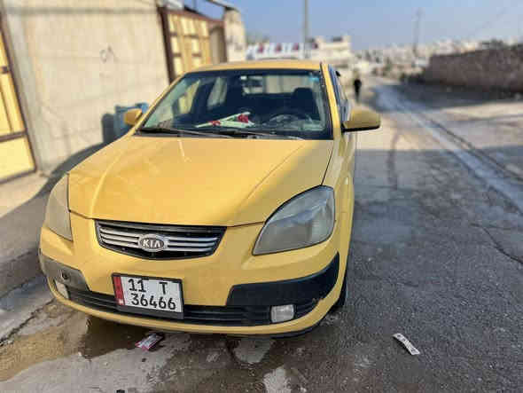 سلام عليكم ورحمة الله وبركاته 
سياره كيا ريو للبيع ٢٠٠٦ 

سياره جاهزه من كلشي بوجهك عشارع ما تصرف ربع عليه 

وراد كندي 

.  كير توماتيك 

محرك ١٦ 

السياره بسمي 

رقم هزه جديده 

ضرر جاملغ الامامي جه السايق 

مكلفً بل نشر اتصال مع صاحبه مباشر 

سعر ٨٥

***********

***********
