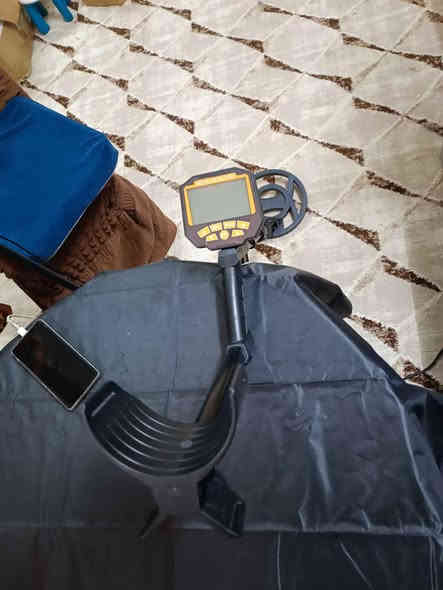 جهاز جديد بل كارتون الي يفيده يتواصل وياي ع واتساب او رقم *********** كركوك
