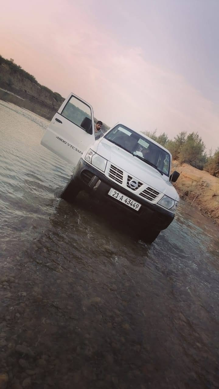 السلام عليكم
نيسان باترول 2001 كابريتر 4500
بلاديه دوشمه جديده كلشي شغال 
رقم سليمانيه بسمي 2030 مكان سياره ميسان 
***********
