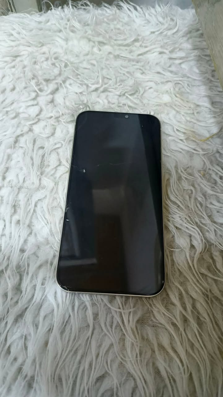 ايفون ١٢ برو ماكس شرق اوسط 
ذاكره ٢٥٦ بطاريه مبدله اصليه ١٠٠ +شاشه اصليه شرط الفحص وباقي كله فول سعره ٣٠٠ وبي مجال


**إذا كنت صاحب هذا الإعلان وتريد حذفه لأي سبب، رجاءا أرسل رسالة إلى الدعم الفني**