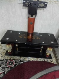 ميز • نظيف • للبيع