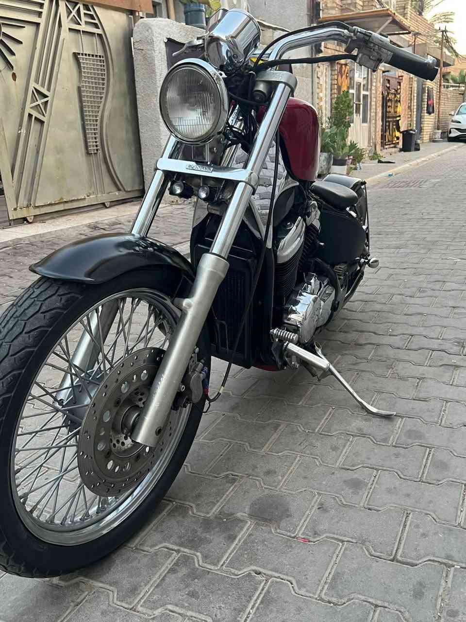 سلام عليكم دراجه هونده ستد ٤٠٠ ببر
مكفوله كفاله عامه بدون رقم بس مكاتبه
اي نقص مابيهه بس تايرهه الخلفي يرادله تبديل
السعر ٩ أوراق ونص تحياتي الكم 
عنواني بغداد الشعب حي اور ***********
