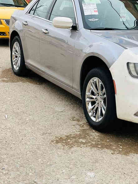 السلام عليكم اوباما16 فول مواصفات c بانوراما كشنات جلد شاشه كامره دواره تشغيل عن بعد بصمه ابواب ونيكل فول مواصفات اربيل سنويه جديده كندي عداد 260 داخله كلين وهنا تبديل جاملغ السايق نفس الون وشبر بلبنيد صبغ بدون ايرباك ودواخل سياره جديده وجاهزه محرك كير اكسن حداديه تخم تاير كفاله شرط السعر 210 وبيها مجال بسيط للشراي للاتصال *********** مكانها واسط ناحيه شيخ سعد
