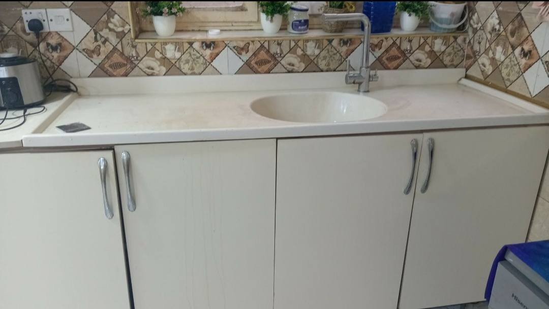للبيع كاونتر mdf فصلنا مليونين الا ربع.. واريدة ب500 مكانه حي العامل.


**إذا كنت صاحب هذا الإعلان وتريد حذفه لأي سبب، رجاءا أرسل رسالة إلى الدعم الفني**