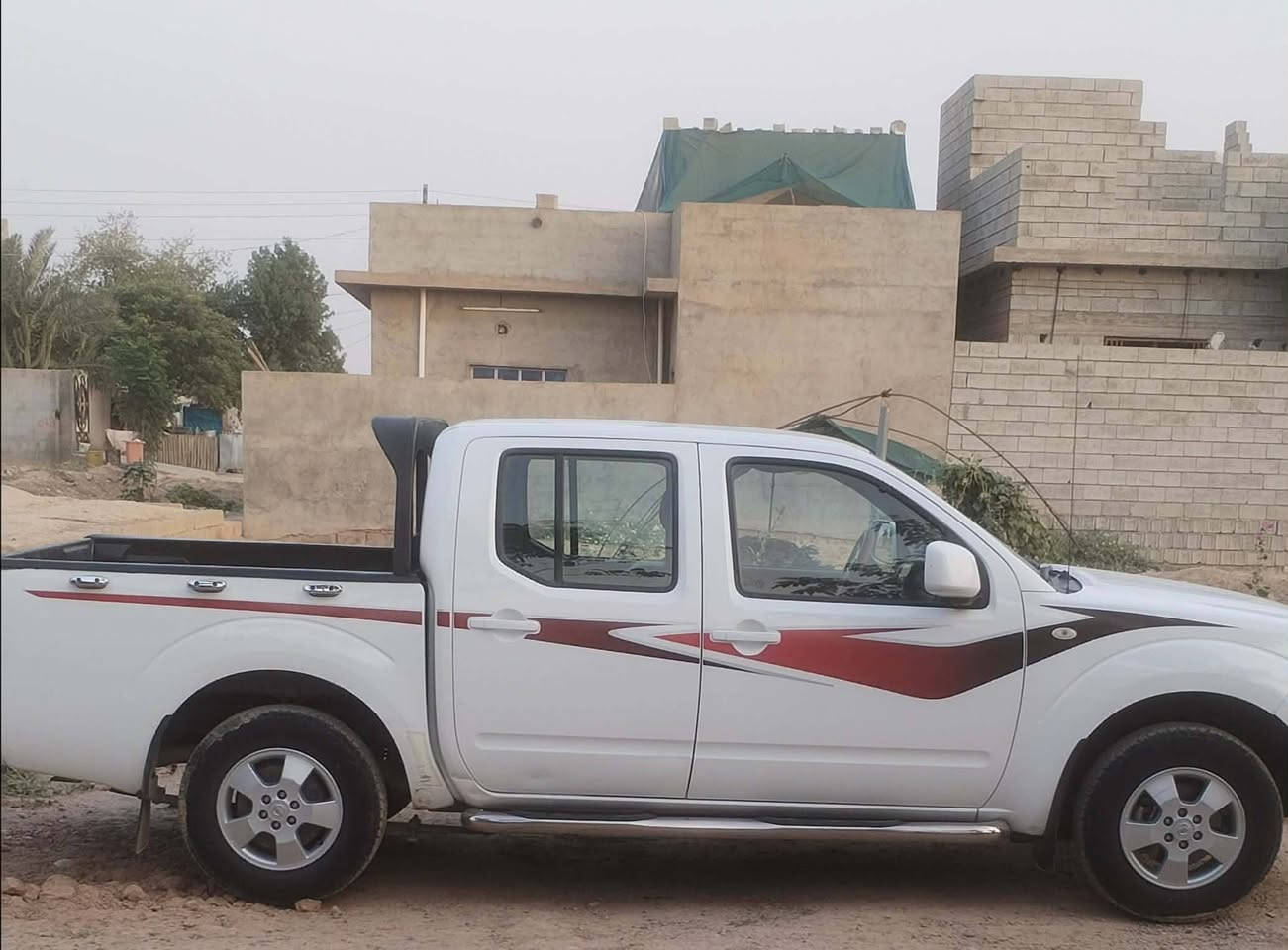 سلام عليكم للبيع نفاره موديل ٢٠١٣ محرك بلاد اوتوماتيك جديده تبريد تدفع كلشي بلاد على شركه  رقم بغداد سعر ١٢٨ $ مكان سياره ديالى خانقين رقم الهاتف ***********
