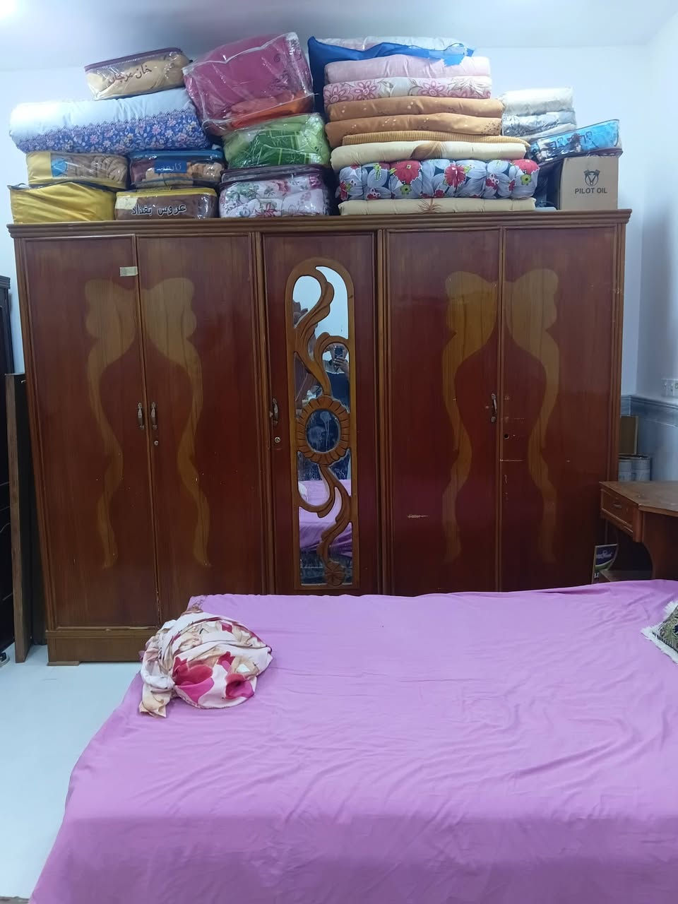 غرفه اخشاب مستعمله للبيع***********

