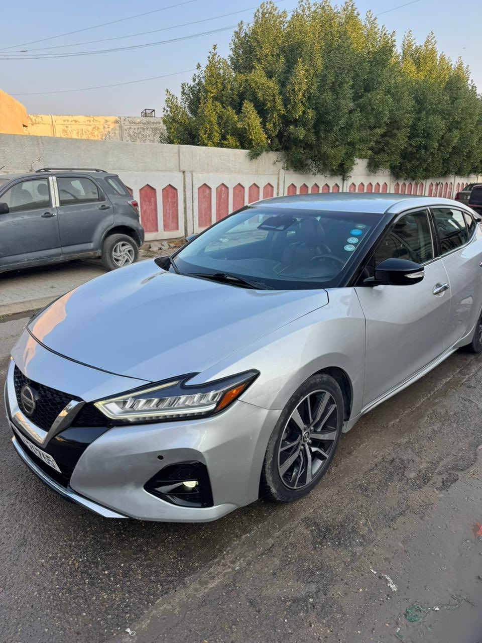 مرحبا حبايبي كل صور والسونار مسوي جديد كبل كم يوم موجود مع صور مكان سياره بغداد العامريه
سعر 125 وبيه مجال قليل جدا حك جيه 
***********
نيسان مكسيما 2020 SV
لون سلفر 
رقم اربيل باسمنه مو باسم شركة وتحويل مباشر 
ضرر امريكا سرقه الجاملغات الامامي والبنيد وقبغ جنطه مطبوغات بدون لا شاصي لا لغد لابدنه ... قبغ جنطه تبدل نفس لون  ايرباك ستيرن سستم
تدفئه كشنات 
محرك 6 سلندر 3.500 
كير 7 نمرا 
رادار امامي + حساسات امامي 
 تشغيل بصمه تشغيل عن بعد ابواب بصمه لايت وكشافات بكلايت فول led حساسات خلفيه + كامرا  
نقطه عمياء 
تبريد قطعتين 
كشنات جلد 
صدر امامي خلقي جديد 
منظومة بانزين + منظومة هواء ادامة كامله 
ماشيه 154.000 كيلو
