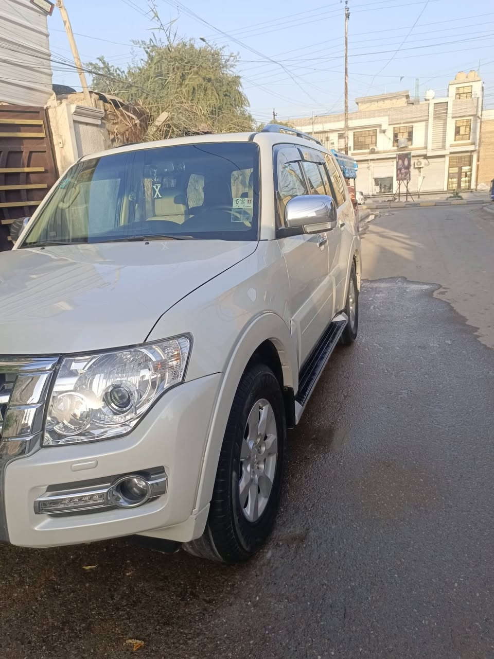 سلام عليكم
باجيرو حبتور 14 فول بغداد بسمي جاهزه مال جني

سياره بيهه جاملغ وبنيد 

 مكاني بغداد الحسنيه مال رجدية سعر140
‏‪***********‬‏
