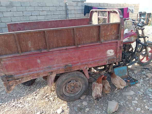 سلام عليكم ستوته للبيع شقل وطلع وين تريد بس اني ابيعك كوم حديد اسعر 350مكاني حويجه اشراي يتصل  *********** ومراوس بماطور هم يرهم
