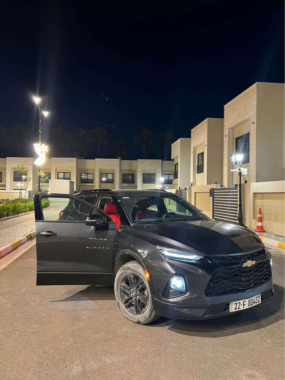 السلام عليكم
بلايزر 2021 3lt 

ويل 18 

محرك 6 سلندر 3600

الحادث ألجاملغ الامامي الايمن وخشم البنيد يعني سطحي واصل للايت ( البچم سليم ) فقط ايرباك ستيرن 

لوحات اربيل باسم شركة

السعر علق تم و يوصلك خاص 

السعر جوه السوك  

الهاتف ***********

اتصال او تواصل واتس آب

بيع واراوس ويا هايبرد حسب القناعة 
 مكان بغداذ بغداد, العراق

