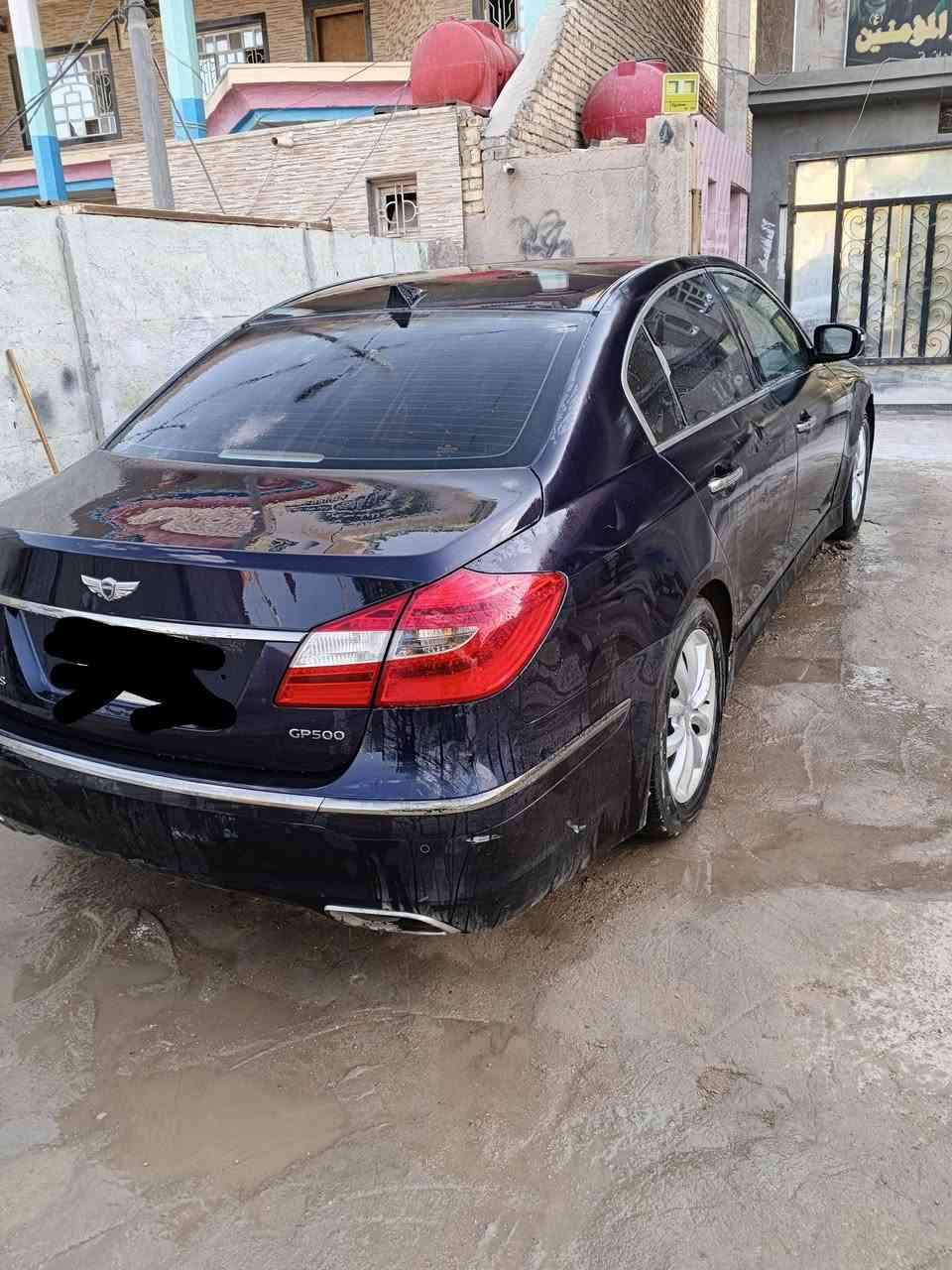 جنسس ادوات بدون ارقام موديل 2012
السيارة بيه كصة وحدة بجم 
فول مواصفات فتحة داخل ابيض مكينة 8سلندر 
السعر 50وبيه مجال 
لاستفسار ***********
