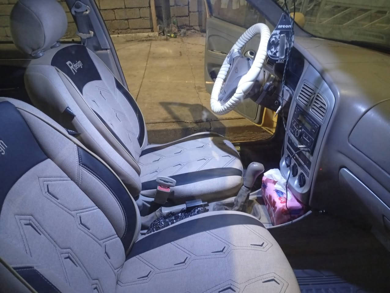 لبيع سياره شيري كوين
رقم بغداد أجرة موديل 11 معمرة سيفيا 
سياره مكفولة من صبغ ولضربه  
شرط تحويل محرك  لاصرف ولانفخ ولاظربة 
سعر  30  ورقة  بيها مجال قليل 
رقم  اتصل  ***********
