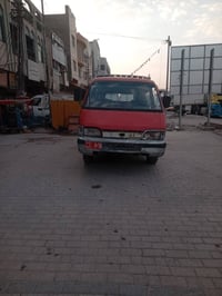 كيا بستا • تايرات نظيفات • رقم شاصي