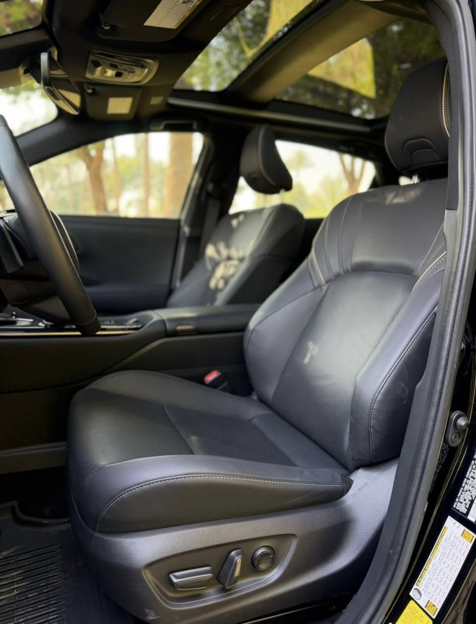 للبيع
كراون ماجستا بلاتينيوم فووول موديل 2025 هايبرد 
مكينة 2400 تيربو
صبغ فقط بنيد
1-ماشية 6000
2-كاميرات 4+12حساس
3-كشنات ميموري تدفئة تبريد
4- بانوراما+ لايت اربع عدسات 
5-ذاته شوب +شفتات +قيادة ذاتية توقف ذاتي ترحيب مري شفط شاحن 
6- رادار عدد 5 +نقطة عمياء تشغيل عن بعد جنطة كهرباء ويل 21 مختصر كلام فوووول مواصفات مكان بغداد
الاتصال ***********
حادث كدامك تعجبك اتصل السعر 30$
