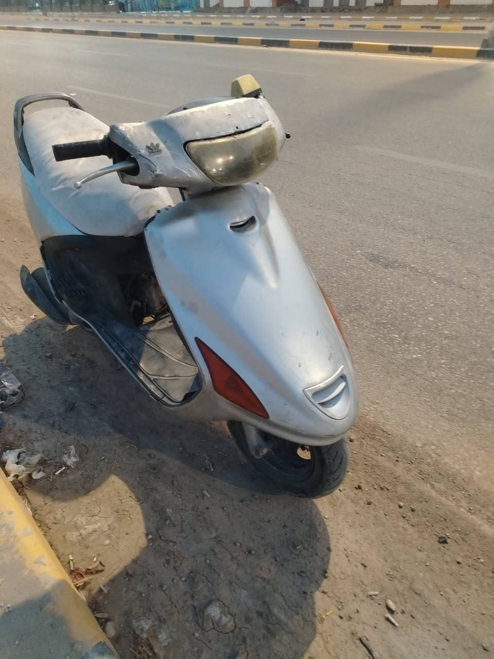 السلام عليكم دراجه فراشه البيع الدراجه نظيفه تجفيت جديد الدراجه عوزعها بس باتري وكابريته الدراجه مجفته مره وحده شلعه و معدل السعر 275وبيها مجال الطيبين الرقم *********** ومتواجد واتساب و ما سنجر المو شراي لا يتعبني تحياتي 💕
