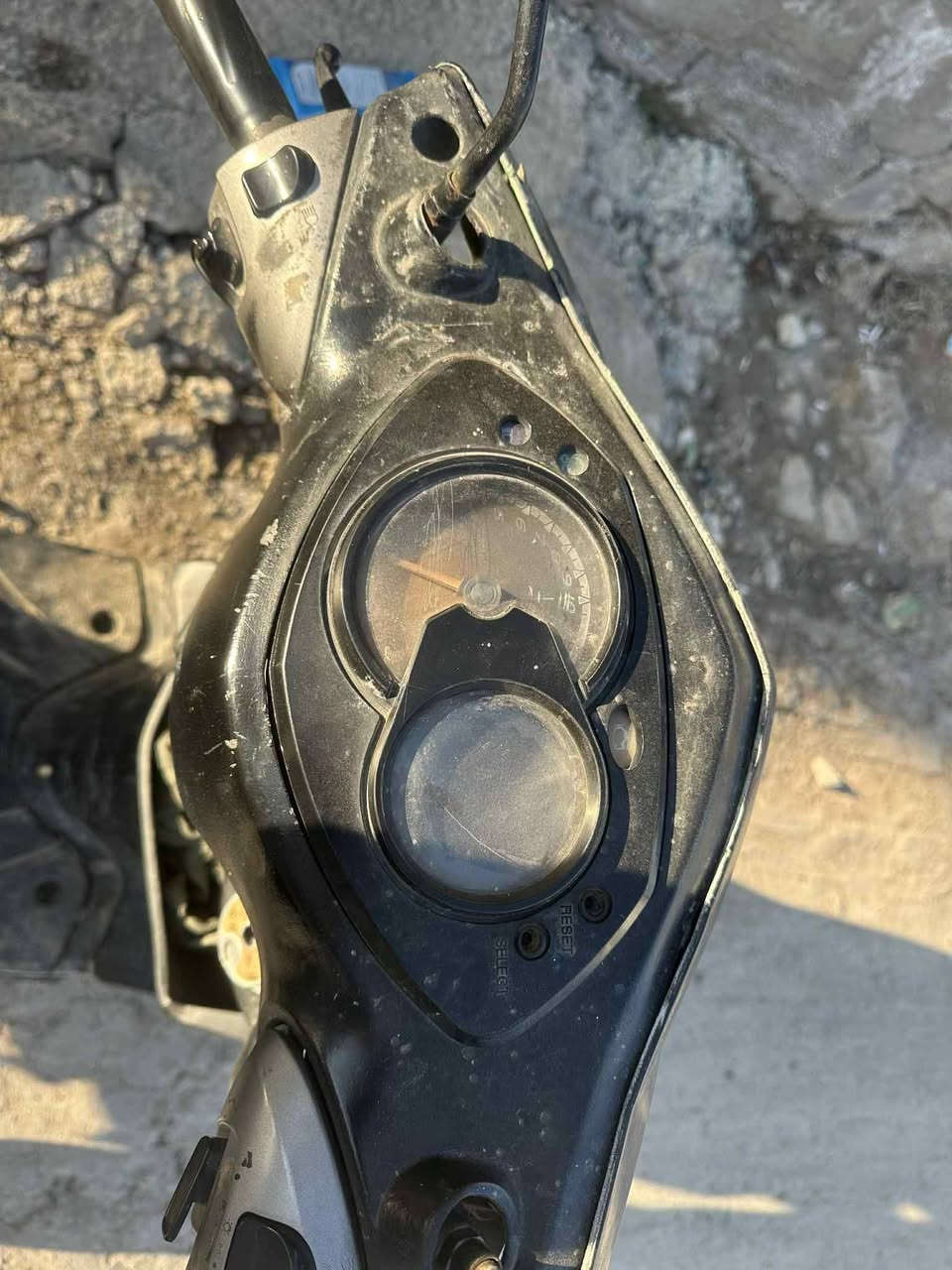 دراجه سكنس للبيع نضيفه خير من الله
العنوان ديالى 
بعقوبه  باب الدرب 
السعر ٣٥٠ وبيهه مجال بسيط 

الاتصال ع الأرقام 

***********

***********
