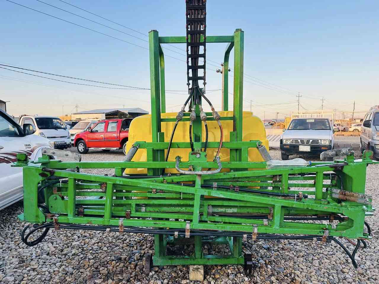 السلام عليكم للبيع معدات زراعيه مرشات مستخدامه مفحوصه وشرط للعمل + مرشات جديداه حجم (600) لتر و(800) لتر و (400) لتر + باذرات جديد ومستخدام حجم خمس وزنات وست وزنات بستم ويداه العنوان واسط الزبيديه للستفسار اتصل ***********
***********
