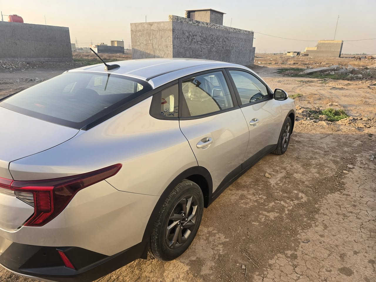 للبيع فقط بدون مراوس... KIA K3 مكسيكي خليجي  موديل 2024 رقم بغداد ... محرك 1.6 گير سياره AT ...وبأسمي سياره ... مواصفات حساس امامي وخلفي... كامره وشاشه... سعر .... 140 ورقه .... اتصال وتساب ... ***********
