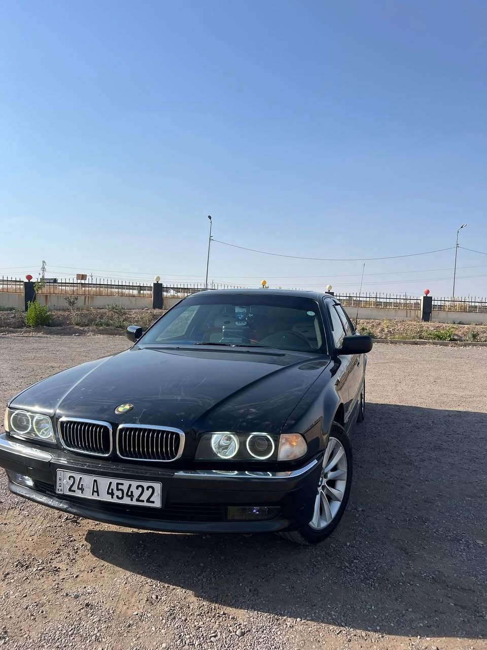 السلام عليكم ورحمة الله وبركاته
BMW
الحجم:728 كاسحه اصل

الموديل:1996

رقم دهوك 

كير شرط 

حجم المكينهV6.   728 اصل

تبريد ثلج وياه السويج
 
حداديه وطخم خير من الله

السياره بدون نقوصات ابد 
 

ترهم مراوس اخذ فرق انطي فرق حسب القناعه
ترهم مقدمه زينه وبشهر

للاستفسار:***********
