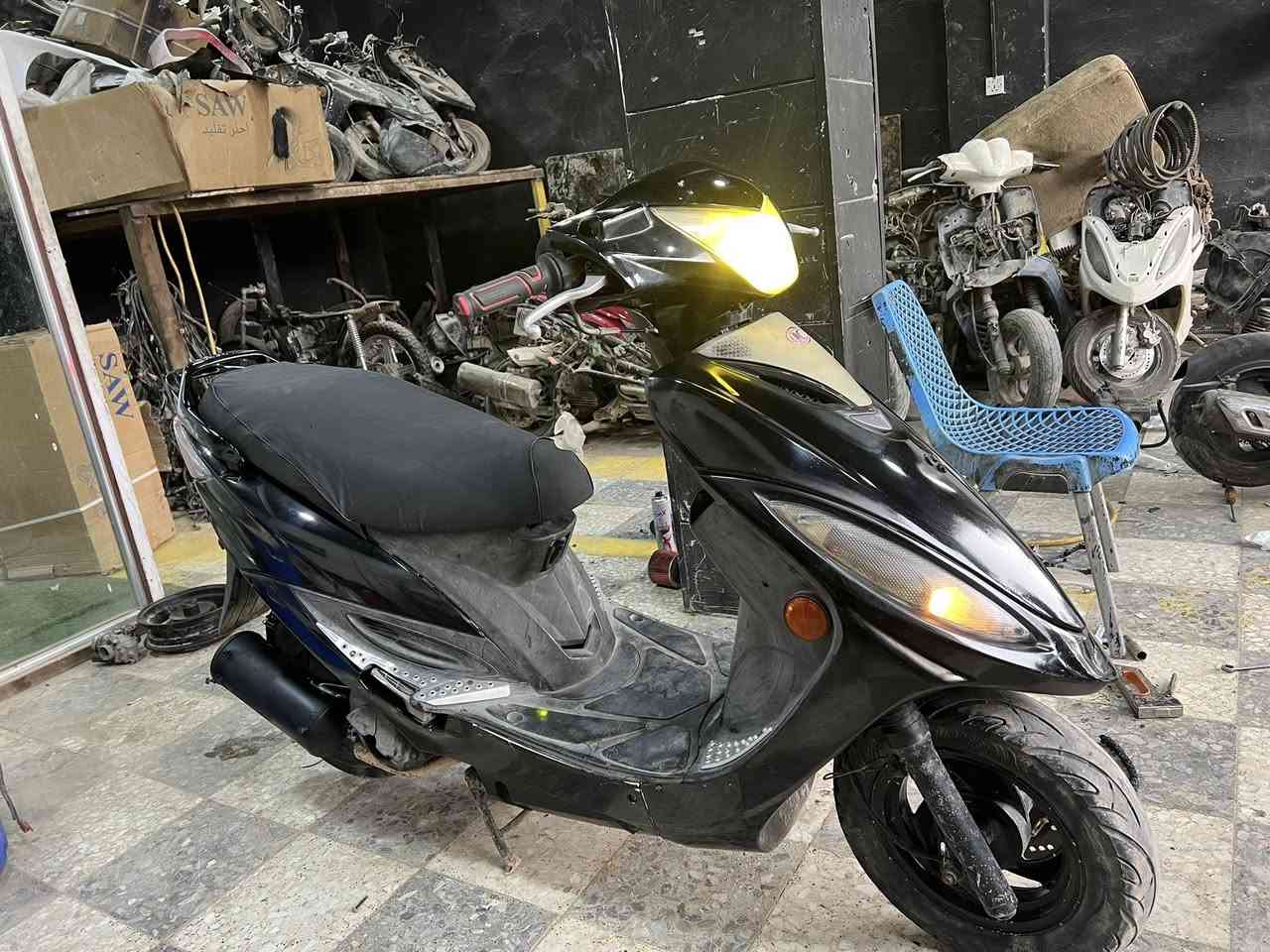 سلام عليكم شباب كامكو G4
درجاه كلش حلوه ونضيفه 
مكينه فول نعومه  نكره سلف 
دراجه بلاديه وماناقصه شي مال جنايه
دراجه بالواقع احلا 
سعره مناسب 525 الف
مكاني نجف شارع المطار مقابل بانزين خانة ريبال قرب مول الرواد 
***********
