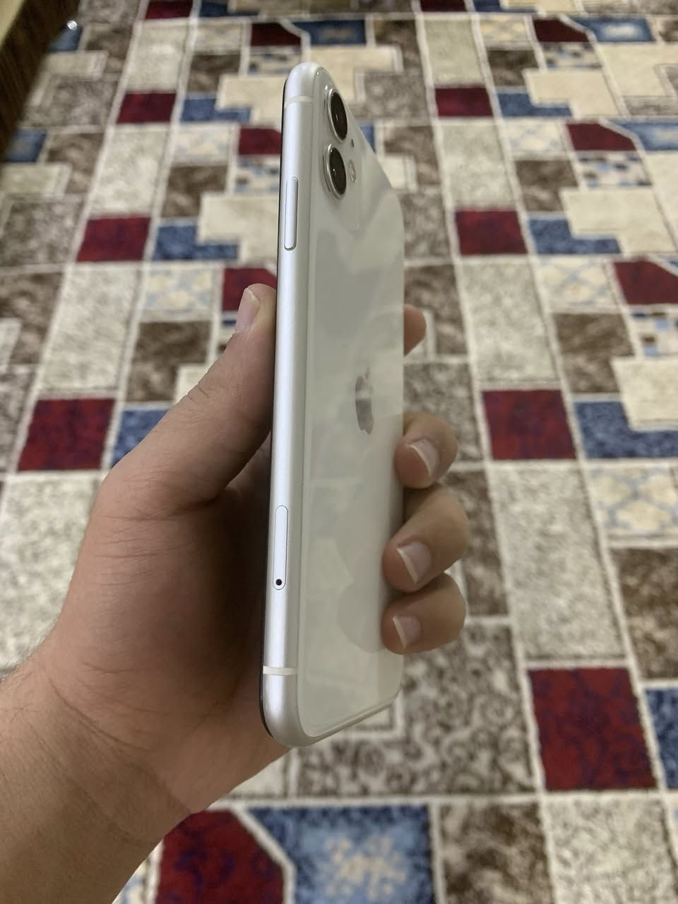 السلام عليكم ايفون 11 عادي ذاكره 64 لجهاز نورمال ما مبدل بي اي شي فيس ايدي شغال كامرات شرط رقم واحد باتري 70 لجهاز حيل حيل نضيف شرط لفحص اي خلل اي عطل مابي سعر 185 رقم *********** اسيا ***********
