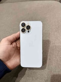 ايفون ١٣ برو ماكس لون ابيض ذاكره ٢٥٦  بطاريه ٧٦  الجهاز مداخل اي تصليح...