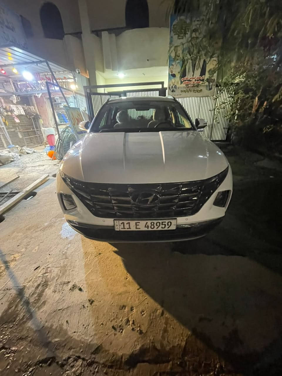 السلام عليكم هونداي توسان موديل 2024 خليجي للبيع رقمها بغداد مشروع وطني بسمي سنويه جديده السياره بعدها عله وضع الشركه  سبيرها منازل السياره ماشيه38 حقيقي محركها 2000 دوش مواصفاتها بصمه تشغيل وبصمه ابواب اناره ترحيب عند الاقتراب من السياره تشغيل عن بعد كشنات كهرباء 3 انضمه قياده تثبيت سرعه تبريد قطعتين شاشه كبيره كامره خلفيه عدسه جبيره حساسات امامي خلفي 5 عدسات لد سايد بريك بصمه وباقي المواصفات المعروفه السياره مكفوله كفاله عامه من الضربه والصبغ والبارد والتبديل   ( بيها  طختين ناعمات وموضح  بالصور )بعدها زيرو عله وضع الشركه وبل واقع بعد احله من الصور 

مكان السياره بغداد الرصافه حي القاهره  سعرها 220وبي مجال  للاستفسار 
***********
***********
