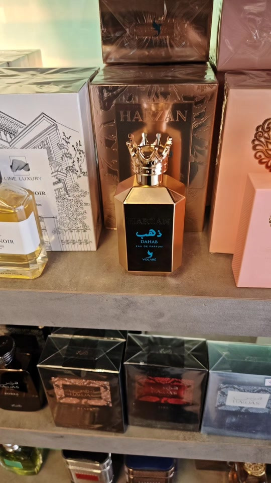 توفر شباب عطر ذهب والحجز مفتوح *********** #مشاهدات #مشاهير_تيك_توك #سنان_للعطور #عطور #اكسبلور 
