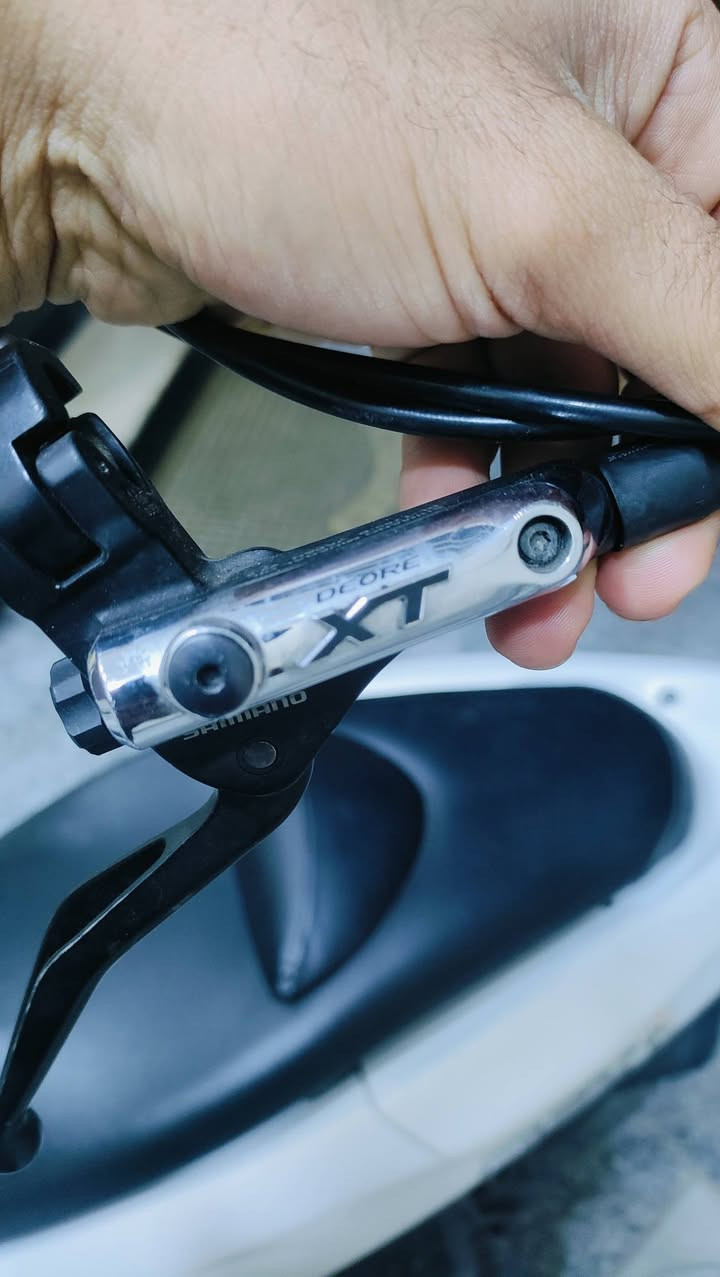 بريكات XT ياباني اصلي مختوم
السعر 100

اي استفسار (***********)
