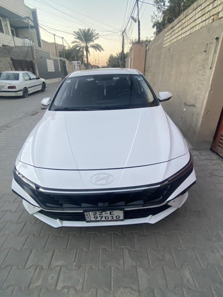 السلام عليكم
النترا
موديل ٢٠٢٤
فول مواصفات 
رقم اربيل تحويل ثاني يوم 
باسمي السياره والهزة غير نافذة
سلايد 
حساسات امامية خليفه 
كامره خلفيه 
هندبريك دكمه  
اوتو هولد 
٤ انطمه قياده 
يكو 
كانفورت
سبورت 
سمارت 
 مانع انزلاق 
حساس  تاير 
مري كهرباء
تحكم سترين جهتين 
بيها بارد شبر باب السائق والدعامية الامامية مصبوغة

ماشيه السياره ٣١ الف 
العنوان بغداد 
الهاتف  ***********
سعر ١٣٨ بيه مجال قليل
