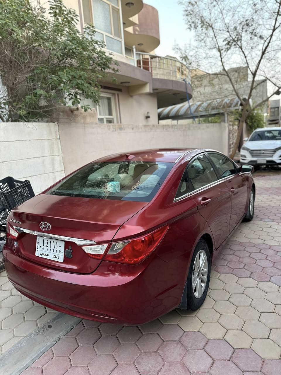 سوناتا 2013 امريكي للبيع رقم كربلاء باسمي ماشية ١٣٦ الف سونارها مرفق بالمنشور سنوية جديدة جاهزة من كلشي مواصفاتها كشنات تدفئة تبريد كشن كهربائي شاشة كامرة خلفية وباقي المواصفات المعروفة السعر ٩٠ الشراي يتصل وبالخدمه مكانهة كربلاء ***********
