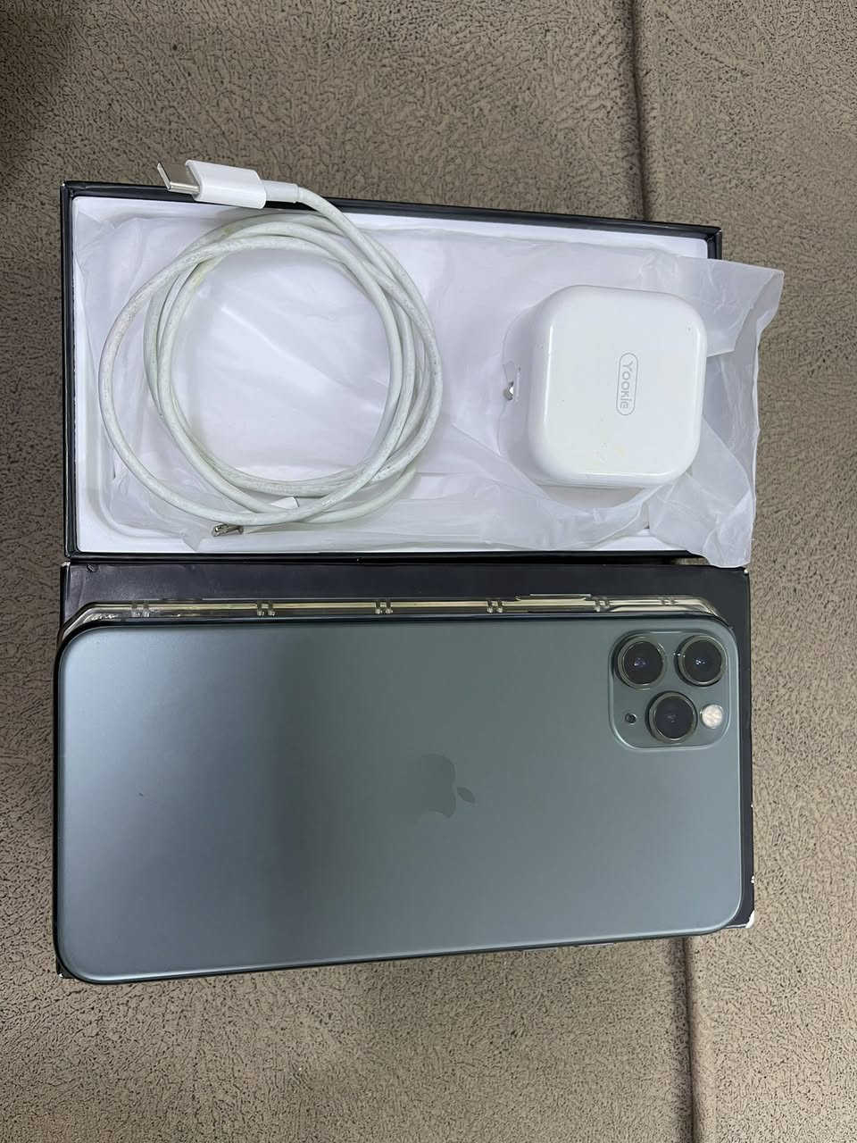 السلام عليكم ايفون ١١ برو ماكس ذاكره ٢٥٦بطاريه ٩٧ كله بلادي كارتون وشاحنه وحافضه مكفول من عطل ومن كلشي السعر ٤٥٠ وبيه مجال بصيط الشراي يتصل ***********
