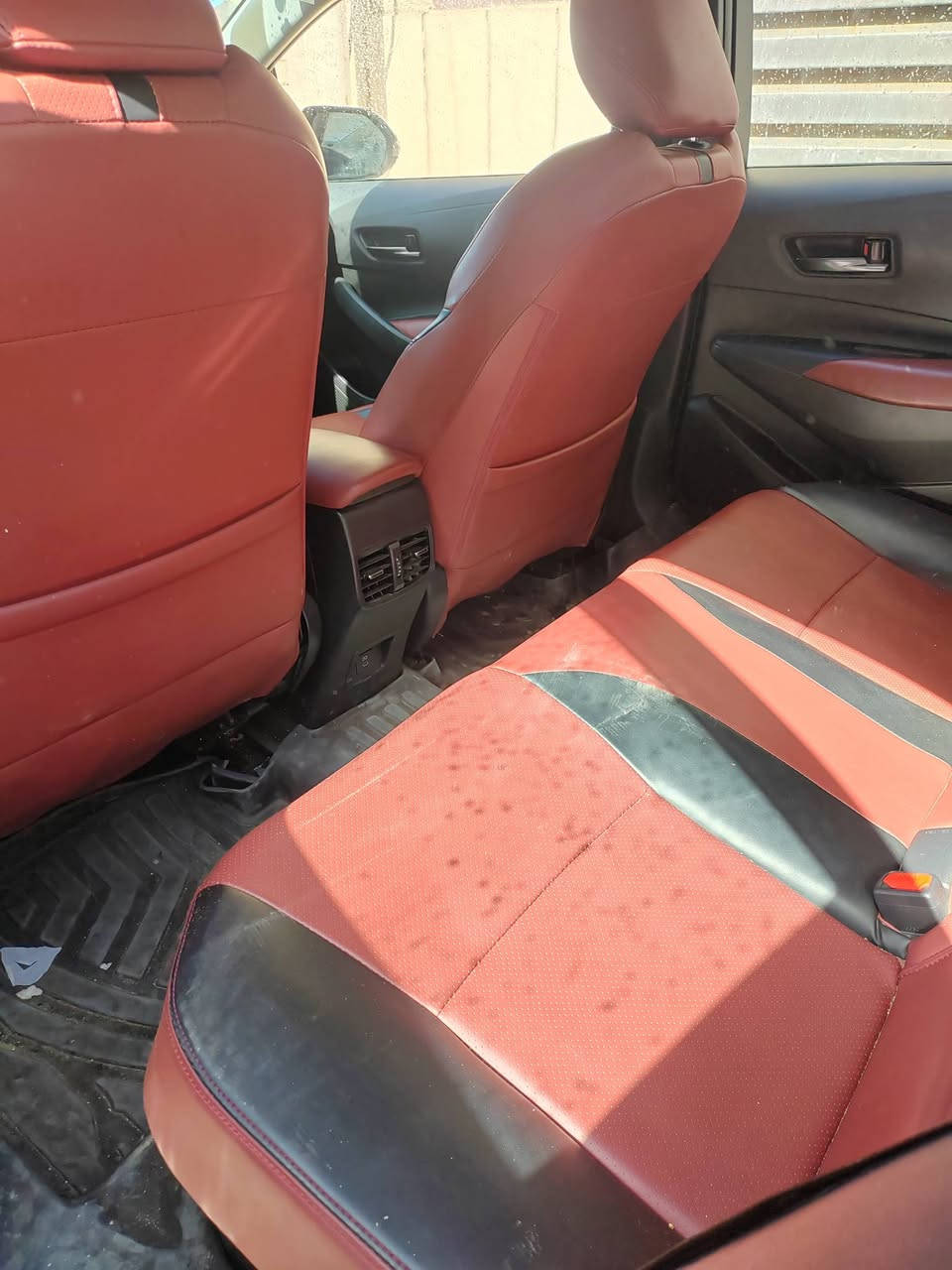 كورلا 2025 شكل امريكي مكفولة
ماشية ٨ الاف لون صدفي
داخلة بالضمان ساز
جام مغلف عازل حراري
كاعيات حوضيات
فتحة سقف كرسي كهرباء
فول 1/1
وياها جادر و سونار
المكان بغداد
 السعر 167 وبيها مجال
*********** رصيد
واتساب ***********
