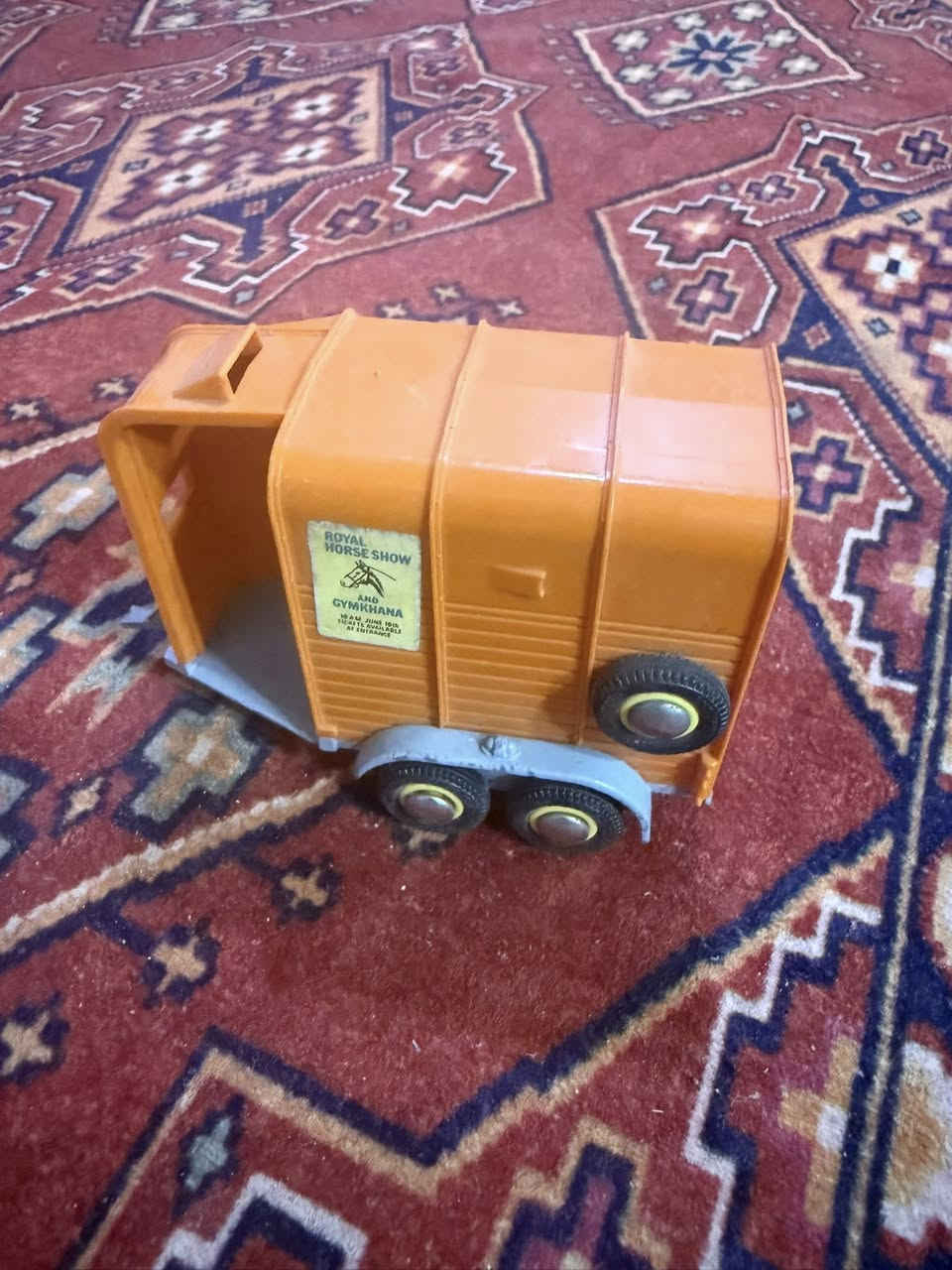 سيارات حديد انكليزي ثقيل كلاسيك


**إذا كنت صاحب هذا الإعلان وتريد حذفه لأي سبب، رجاءا أرسل رسالة إلى الدعم الفني**