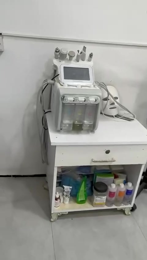 متاح جهاز تنظيف البشره مع ملحقاتها كامل شراي يراسلني خاص ☺️


**إذا كنت صاحب هذا الإعلان وتريد حذفه لأي سبب، رجاءا أرسل رسالة إلى الدعم الفني**