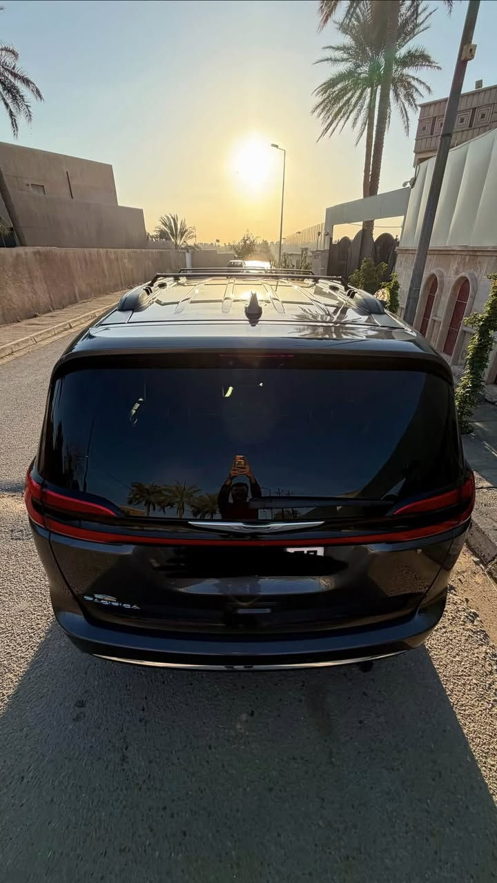 كلايسلر باسفيكا تورنك
الموديل :2022فول عدا الفتحه سعرها 190 وبيها مجال قليل 

السياره بأسمي رقم اربيل الجديد
حادثها شباك واجتي 3قطع صبغ بابين وجاملغ خلفي 

1-حجم المحرك 6 سلندر 3600.

2-عداد المسافة 65 الف ميل

3-بصمة ابواب وتشغيل عن بعد.

4-زينون عالي ناصي آصل.

5-رادر امامي.

6-كامرة خلفي.

7-رادر جانبي مانع اجتياز.

8-جنطة كهرباء.

9-الابواب الجانبيه كهرباء.

10-جلد اسود آصل مختم S

11-شاشة كبيرة

12-الكراسي الامامية كهرباء.

13-خزن ميموري لكرسي السايق.

14-الكراسي الخلفية منفصل سياحي.

15-تحكم ستيرن جهيتن.

16-كنترول تبريد خلفي منفصل.
17-هيتر كشنات امامي+هيتر ستيرن.
***********
