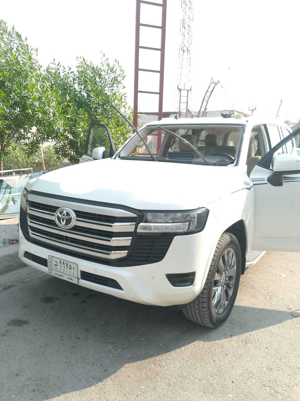 -يتوفر زجاج السيارت الحديث والقديم 
-بأسعار جيده تبديل الزجاج الامامي الكافه انواع السيارات 
-تبديل الزجاج المضلل البيبان والخلفيه 
-ازاله التضليل من الزجاج الامامي والابوب
-تنضيف مكان الزجاج بعد ازالته  
-ويتوفر زجاج اصلي الكافه انوع السيارات 
-ويتوفر زجاج درجة اولى مع ضمان جوده العمل والزجاجه -فتره الضمان 3️⃣سنوات 
مع احسن انوع السلكون 
-يتوفر جميع انواع السلايتات لجميع انواع السيارات
-ويتوفر زجاج درجه ثانيه ضمان فقط جوده العمل وليس -الزجاجه 
-وكل هاذه عدنه شد موقعي داخل بغداد فقط ضايج من -الزدحام ماعندك مجال تجي احنى نجيك بكل مكان ابغداد 
-وتشوف الشغل اذا ميعجبك ربع متنطي والجامه هديه من -عدنه الك 
-موقعنا شارع شيخ عمر قرب مقبره الغزالي 
-للاستفسار اكثر اتصل بنا او مراسله ع واتس اب***********ابوفهد
