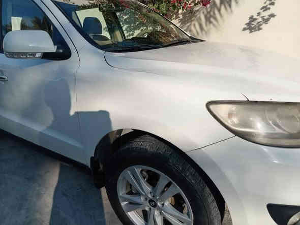 موديل ١٢ سنويه ورقم جديد مكينه ٢٤٠٠ تخم تاير صدر خلفي وامامي جديد تبريد كهربايات كلهن بشرط السياره جاهزه مكان السياره ديالئ جلولاء السعر 140 بيها مجال 
***********
