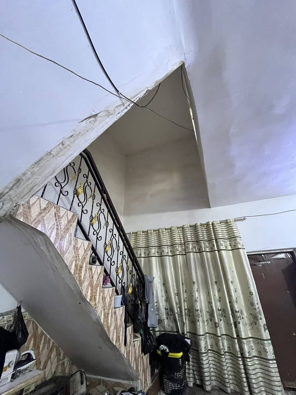 بيت للبيع ٢١٤م طابو زراعي  موقع كلش حلو 
طابق واحد البيت صب كونكريت  
كربلاء طويريج حي الزهراء قرب شارع الحمداني  
للاستفسار ***********
