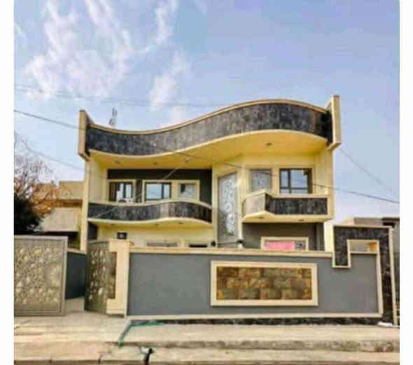 حصريا لدئ مكتب الهاشمي بيت للبيع
المساح 280 متر طابقين
4 غرف نوم + استقبال + صحيات ومطبخ
هديه مع البيت ٥ سبالت + كاونتر حار وبارد
الموقع القوسيات خلف معمل غاز التوفيق
خدمات كامل كهرباء + ماء + تبليط
للاستفسار مراجعة المكتب أو الاتصال ع الرقم
***********
