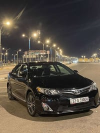 كامري ٢٠١٥ خليجي  مشي 228000 اربع قطع صبغ  موصفات  ١- حساسات  ٢-كامره ...