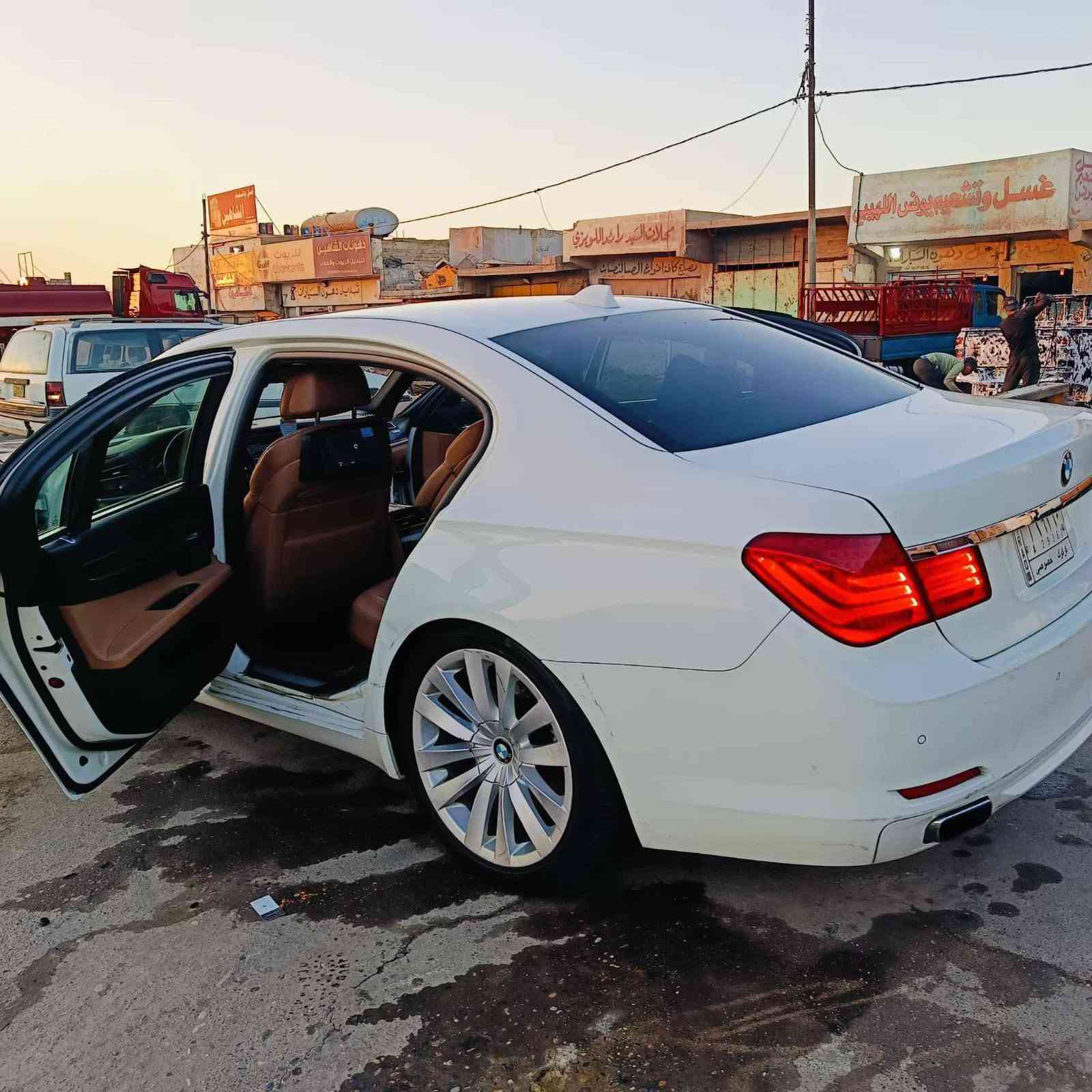 ‏BMW 750li f01 vip
‏رئاسي الباب الطويل فول الفول
‏اللون ابيض مميز 
‏مكينة 8 سلندر تون تيربو twin turbo 
‏تريد وكالة او تحويل سنوية باسمك 
‏موديل 2009
‏ماشية 180 الف كيلو 
‏وارد خليجي مكفولة صبغ وكير ومحرك وصدر 
‏المواصفات :
‏-سلايد روف
‏_ بردات كهرباء
‏- رادار + اوتو هولد + تحديد مسار
‏-زراك لايت 
‏- شاشات عدد 3 بلادي
‏-حساسات
‏-ثلاث كاميرات 
‏-لايتات زنون بلادي 
‏-داخل جلد بس كرسي السائق يرادلة دوشمة
‏-صاج ملكي لون مميز طافي 
‏-سيدي جينجر 
‏-شاشة كبيرة 
‏-تبريد ثلج
‏-مري شفط 
‏-ستيرن كهرباء 
‏-تبريد +هيتر بالكشنات 
‏-خمس بردات كهرباء 
‏-كشنات ميموري ومساج امامي خلفي 
‏- ابواب شفط
‏-جنطة كهرباء شفط 
‏-هاندبريك بصمة 
‏-اربع وضعيات قيادة 
‏-مري شفط 
‏وباقي الموصفات مالتها معروفة
‏السعر 135 ورقة وبيها مجال بسيط للاتصال


**إذا كنت صاحب هذا الإعلان وتريد حذفه لأي سبب، رجاءا أرسل رسالة إلى الدعم الفني**