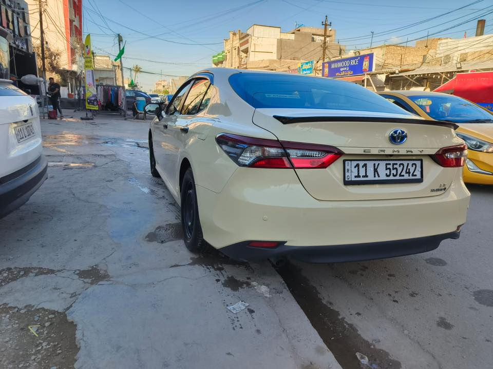 سلام عليكم
سيارة كامري للبيع موديل 2024 اصل 
تكسي دبي
ماشية 128 الف 
سيارة حلوة و خير من الله 
كير مكينة كفاله
بيها حادث موضح بالصور 
رقم بغداد الجديد 
باسمنا السيارة 
تحويل ثاني يوم 
مواصفات معروفه 
مكان السيارة بغداد المشتل 
السعر 175$ وبيها مجال 

‭0771 395 4457‬

***********
