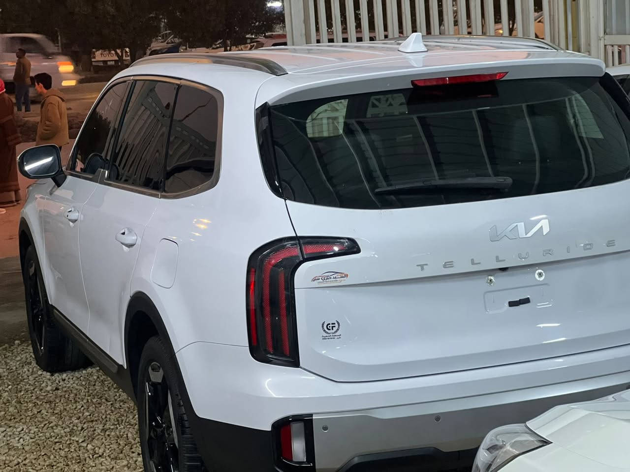 السلام عليكم : كيا تلورايد موديل 2024 لون ابيض كتاب شهداء مرقم كامل بابل ، مواصفات السيارة فول ١/١
- شاشة كبيرة 
- بانوراما
- اضائة ليد
- حساسات امامية خلفية 
-تدفئه تبريد بالكراسي 
- تدفئة ستيرن 
- كشنات جلد
-تشغيل عن بعد
- جنطة كهرباء
-دخول ذكي 
-وغيرها مو مواصفات نسخة الفول ، حادث سياره تقرير غرق شغاله وماشيه من وهي بأمريكا يعني كلش بسيط المي بيها
للتواصل ***********
