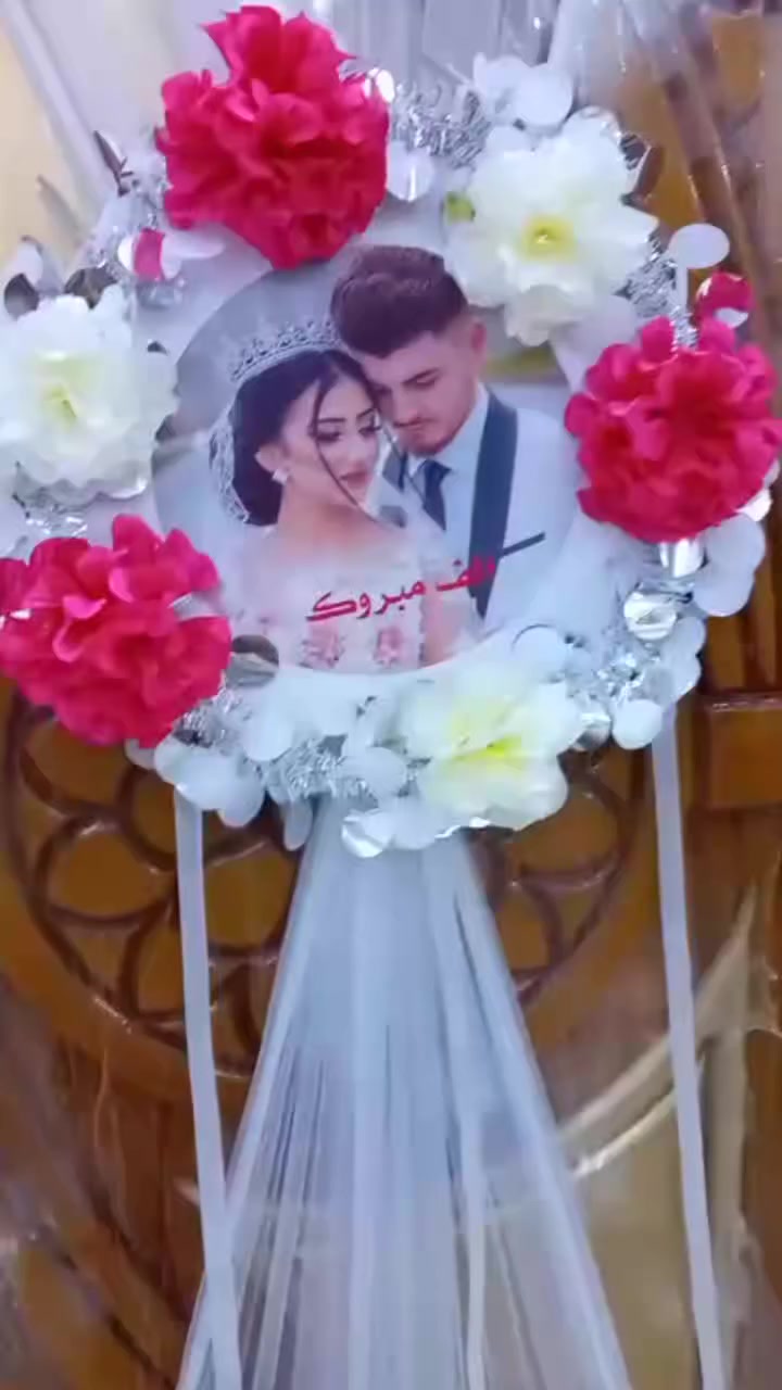 غرفه مستخدمه قليل للبيع سعرهااا مليونين وربع وبيها مجال
والشراي يددللل 
***********
