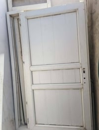 باب بلاستك • نظيف • مجال